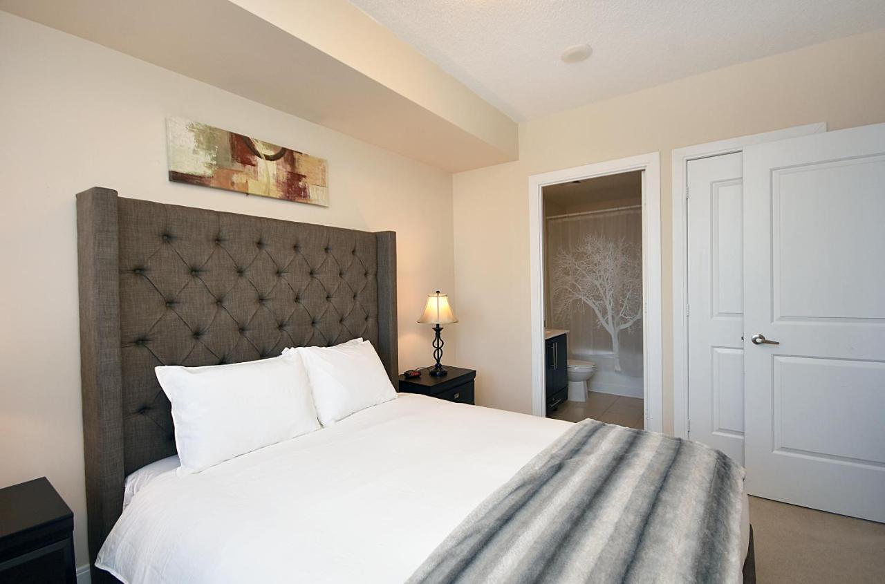 מיסיסאוגה Royal Stays Furnished Apartments - Square One מראה חיצוני תמונה