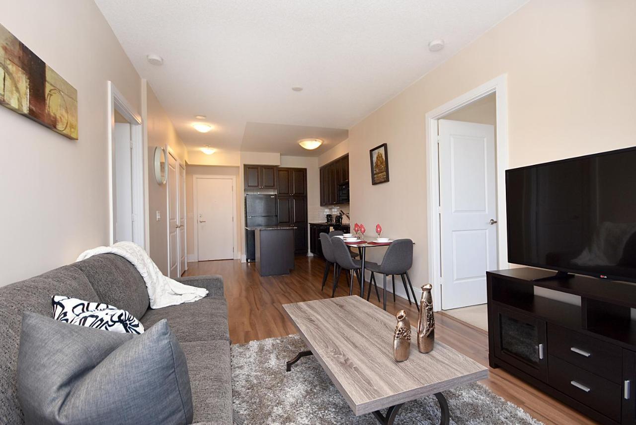 מיסיסאוגה Royal Stays Furnished Apartments - Square One מראה חיצוני תמונה