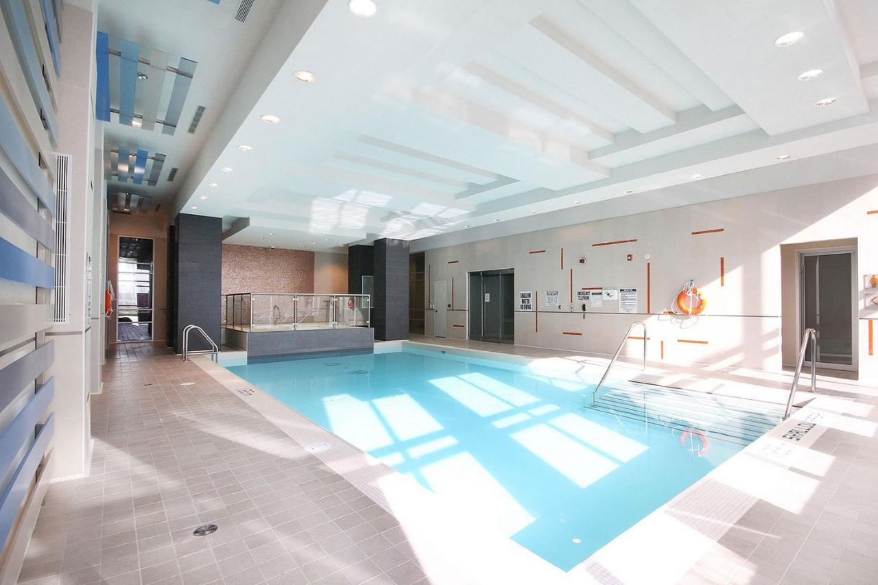 מיסיסאוגה Royal Stays Furnished Apartments - Square One מראה חיצוני תמונה